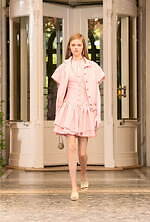 シャネル 2026年リゾートコレクション、気ままでグラマラスな装い｜写真57