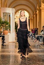 シャネル 2026年リゾートコレクション、気ままでグラマラスな装い｜写真64