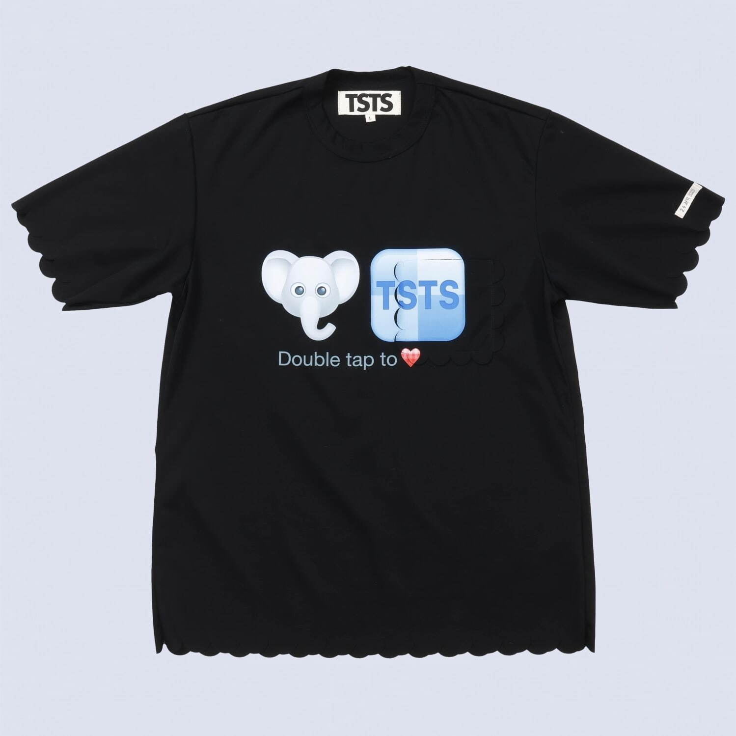 TSTS“白い象”絵文字Tシャツがドーバー銀座で、村上隆の作品着想もくもくカッティング｜写真1