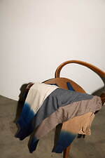 ジョン スメドレー×オーメ、“藍のグラデーション染め”ふんわりウールニット｜写真14