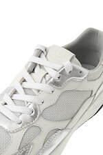 クラネ×クレイのコラボスニーカー、シルバーレザー際立つアッパー＆“ヘビの鱗”着想ソール｜写真7