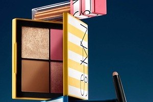 NARS「南仏のビーチ」着想25年夏コスメ、グロウなツヤ感導くリップオイル＆マルチチークパレット | ナーズ