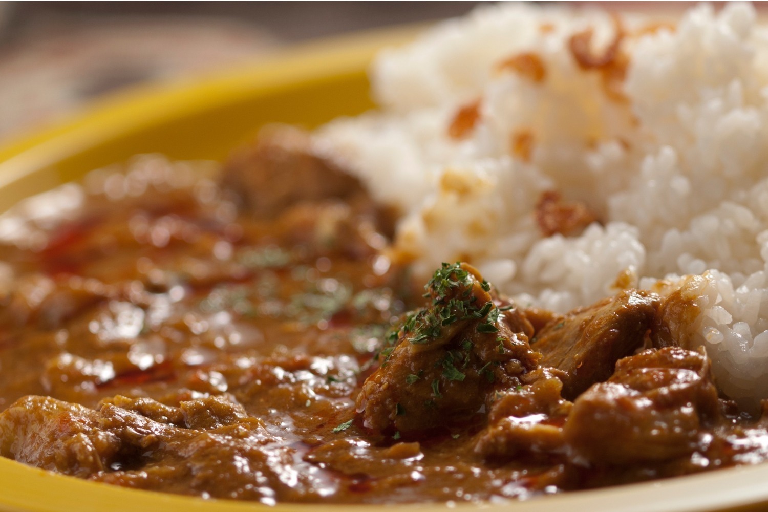 イベント｜「湘南カレーフェス」濃厚牛タンカレーや福神漬け入りカレーパンなど、湘南T-SITEで