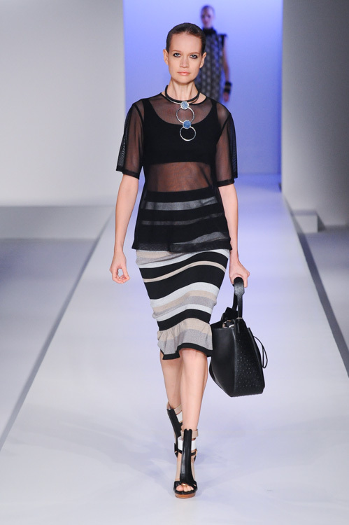 タエ アシダ(TAE ASHIDA) 2015年春夏ウィメンズコレクション シルエット - 写真8
