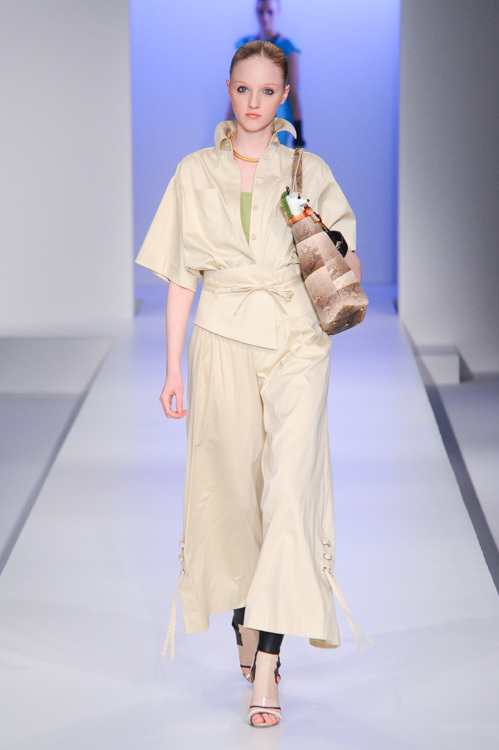 タエ アシダ(TAE ASHIDA) 2015年春夏ウィメンズコレクション  - 写真54
