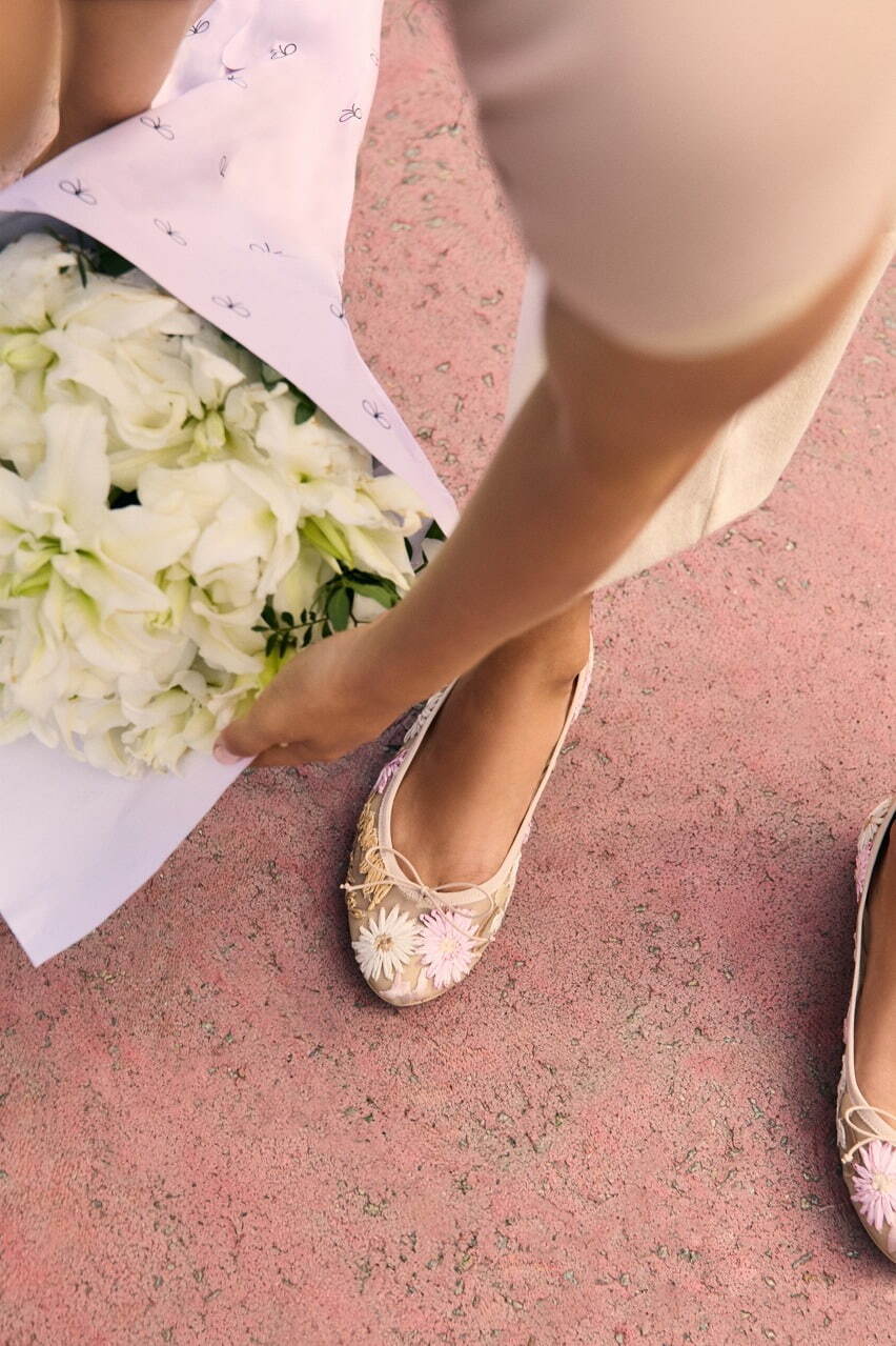 Pretty Ballerinas★フラワー付きフラットサンダル プリティ・バレリーナ“花咲く刺繍”シューズ、チュールのフラット