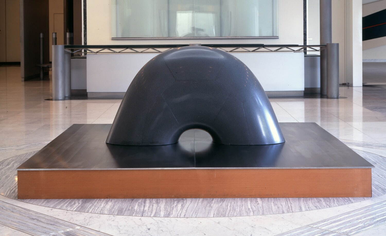 イサム・ノグチ 《広島の原爆死没者慰霊碑(1/5模型)》 1952/1991年