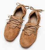 アクネ ストゥディオズ25年春夏、“果実ラベル”配したチェック柄ドレス＆だまし絵デニムパンツ｜写真28