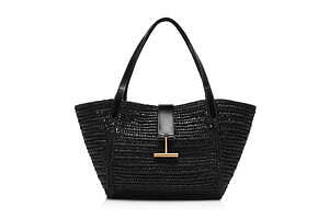 TOM FORD(トムフォード)TARA MediumラフィアトートSALE!国内発送 トム フォード“ラフィア素材”の新作バッグ、T金具付きトートや