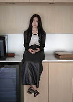 ジェーン スミス“シアー×クロップド丈”のロングスリーブカーディガン、カバーコード限定で｜写真34