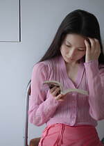 ジェーン スミス“シアー×クロップド丈”のロングスリーブカーディガン、カバーコード限定で｜写真18