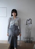 ジェーン スミス“シアー×クロップド丈”のロングスリーブカーディガン、カバーコード限定で｜写真28