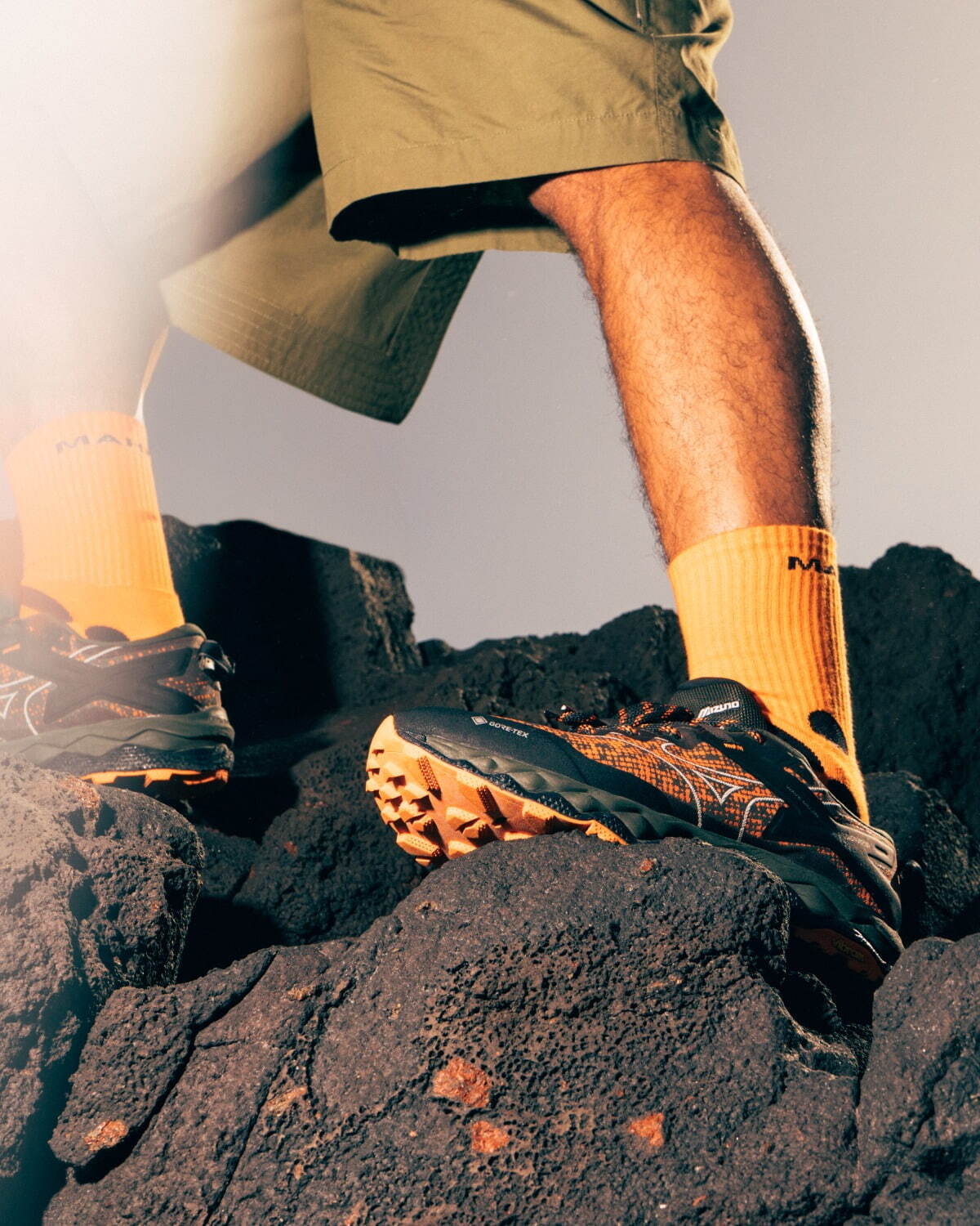 ミズノ×マハリシのゴアテックス搭載スニーカー、“デジタル調”カモフラージュ柄アッパーで｜写真7