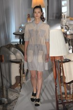 ボシュプルメット(bortsprungt.) THROUGH｜写真6