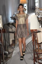 ボシュプルメット(bortsprungt.) THROUGH｜写真20