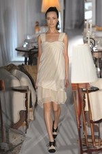 ボシュプルメット(bortsprungt.) THROUGH｜写真27