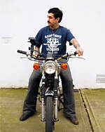 セント マイケル×ネイバーフッド、ヴィンテージ風Tシャツ&“スカル”モチーフのシルバーアイテム｜写真25