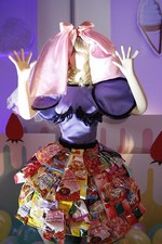 きゃりーぱみゅぱみゅの第2弾衣装展が六本木で開催 - MVやコンサートで着用した服30着｜写真8