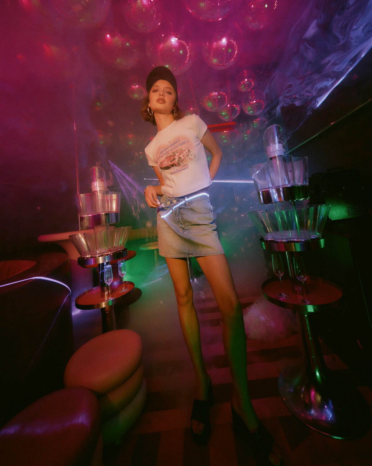 マウジー×ブラック アイ パッチ ウーマン、“ハートロゴ”のピタッとTシャツやフリルキャミソール｜写真28