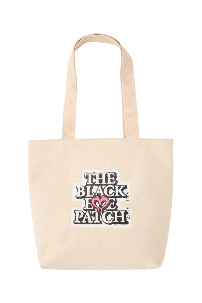 マウジー×ブラック アイ パッチ ウーマン、“ハートロゴ”のピタッとTシャツやフリルキャミソール｜写真15