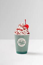 ラルフズ コーヒー“デザート風”新作ミルクシェイク、濃厚チョコレートケーキ＆苺チーズケーキ味など｜写真5