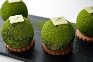 ホテル椿山荘東京×辻利兵衛本店「宇治抹茶スイーツ」玉露香る“苔玉”ショコラや茶箱入りティラミス