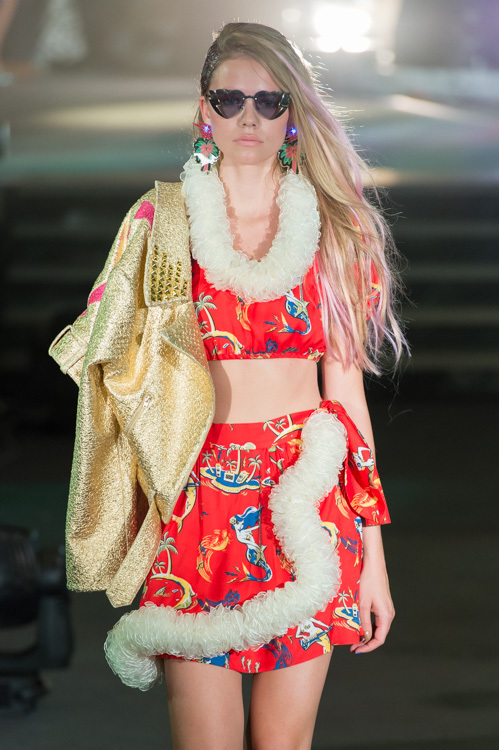 スレトシス 2015年春夏コレクション - キュートなエナジーを身に纏う、80sポップガール｜写真4