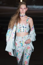 スレトシス 2015年春夏コレクション - キュートなエナジーを身に纏う、80sポップガール｜写真22