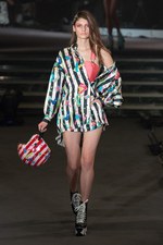 スレトシス 2015年春夏コレクション - キュートなエナジーを身に纏う、80sポップガール｜写真32