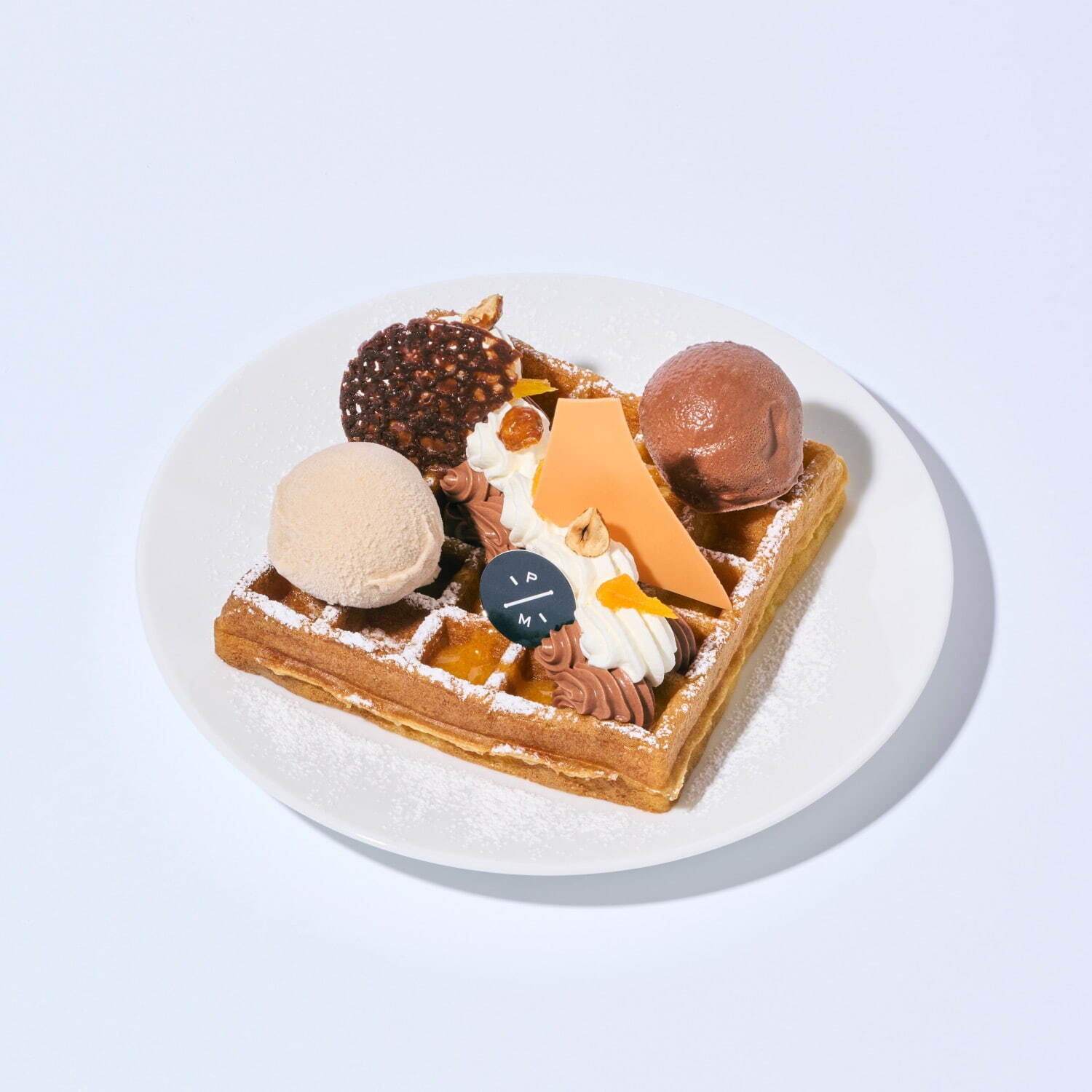 「ワッフル ア ラ ミニュット プラリネ ノワゼット＆アブリコ」1,430円