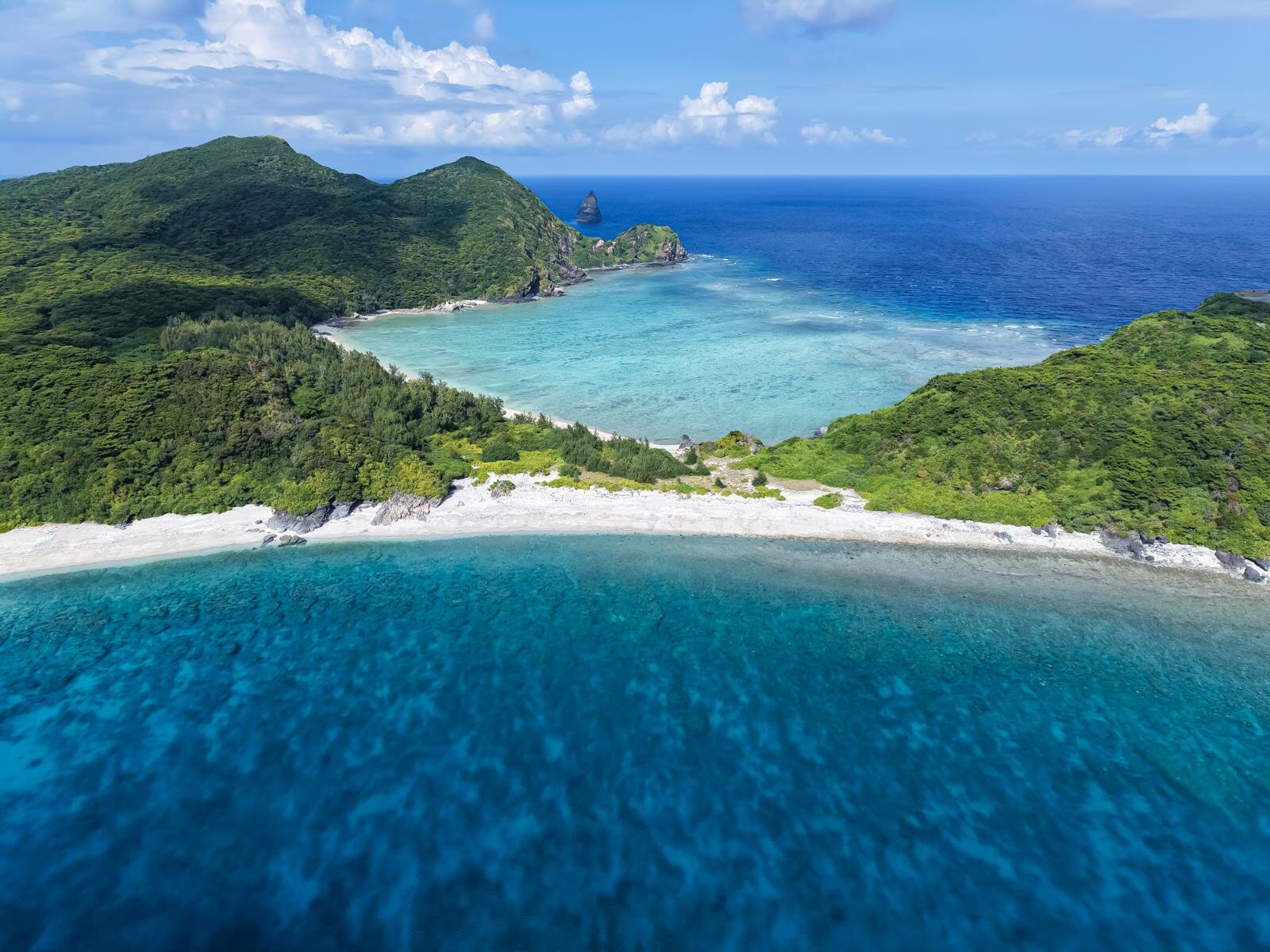 慶良間諸島の絶景ビーチ特集、世界を魅了する”ケラマブルー”とは？｜写真27