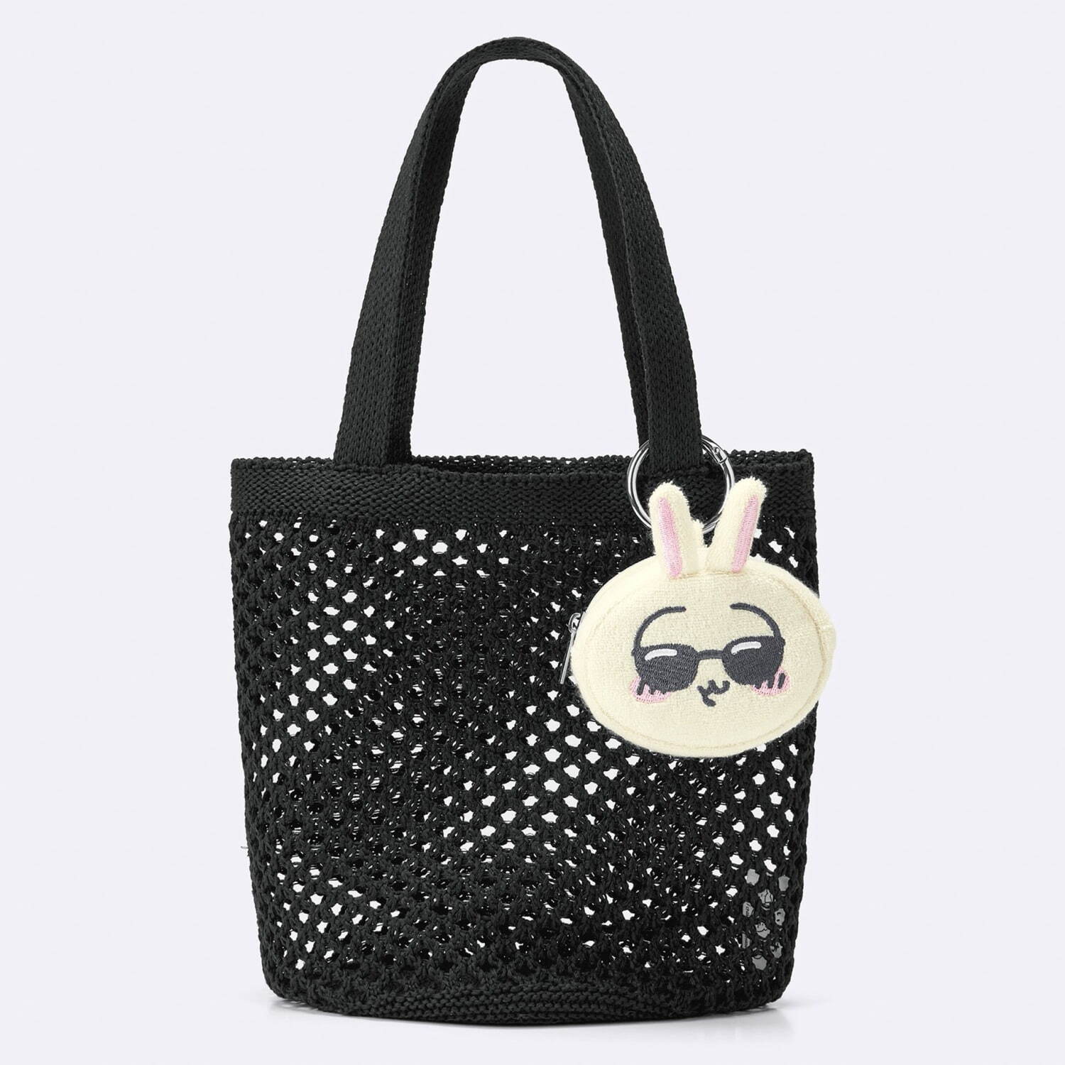 GU「ちいかわ」コラボ第4弾、“夏を満喫”ハチワレTシャツや