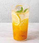 ゴディバカフェ25年夏スイーツ、“マンゴーとレモン”のふわふわ泡ホイップのせパフェ＆ソーダドリンク｜写真6