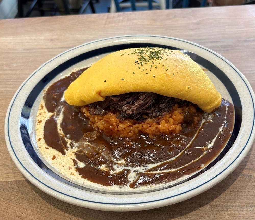 エグゥーカフェ「牛頬のデミグラスオムライス」2,200円