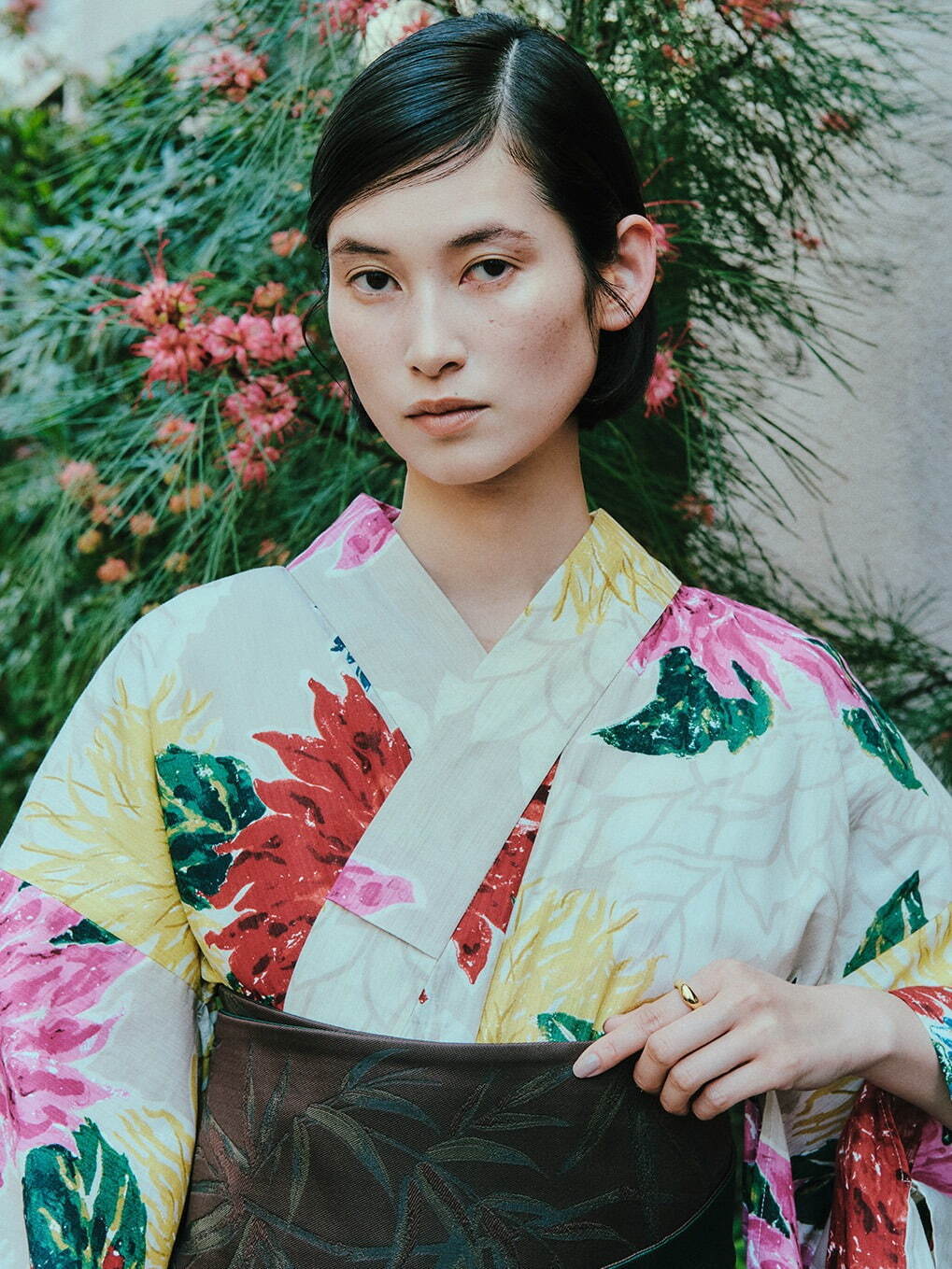 写真18/19｜アメリ×ケイタ マルヤマの“花柄”浴衣、大輪の花が