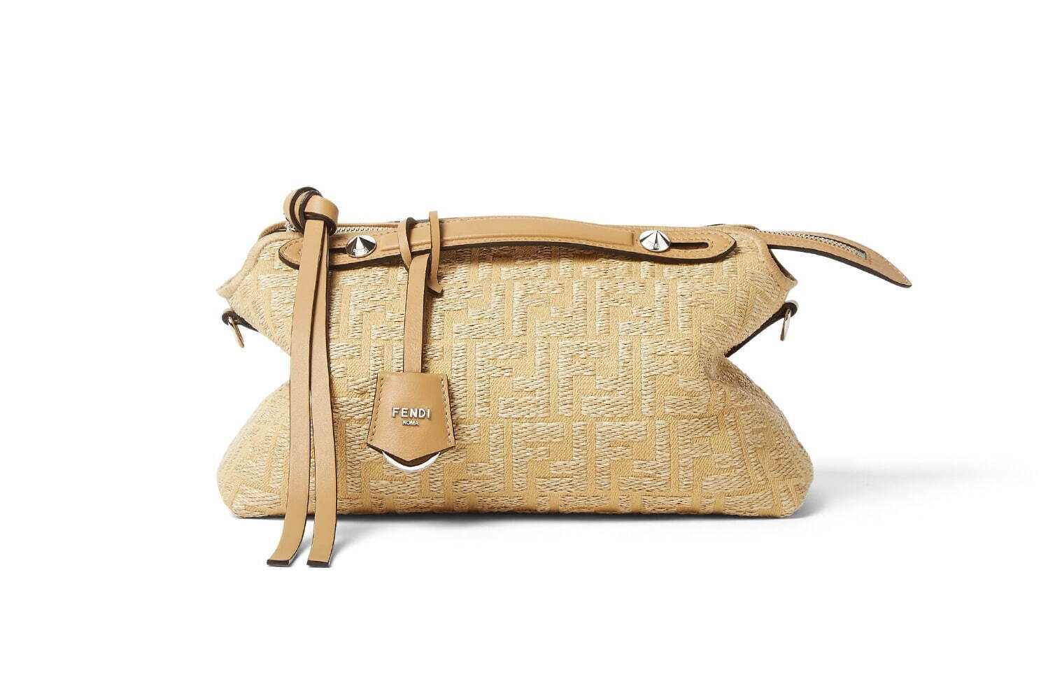 Fendi - フェンディ公式オンラインストアでは、5月1日発売予定の