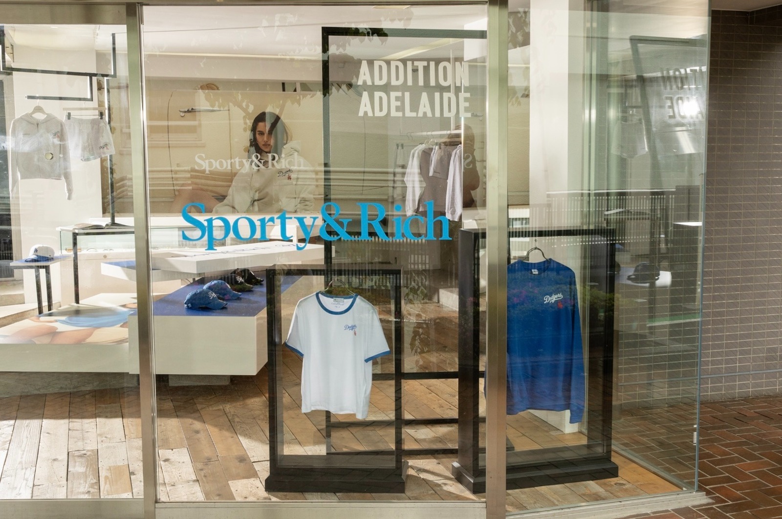 ロサンゼルス・ドジャースとスポーティー＆リッチのコラボウェア、“LA”ロゴ入りスウェットやキャップ｜写真21