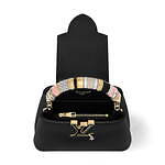 ルイ・ヴィトン“ハンドル装飾華やぐ”「カプシーヌ」バッグ、フラワーやカラフルバングルをプラス｜写真4