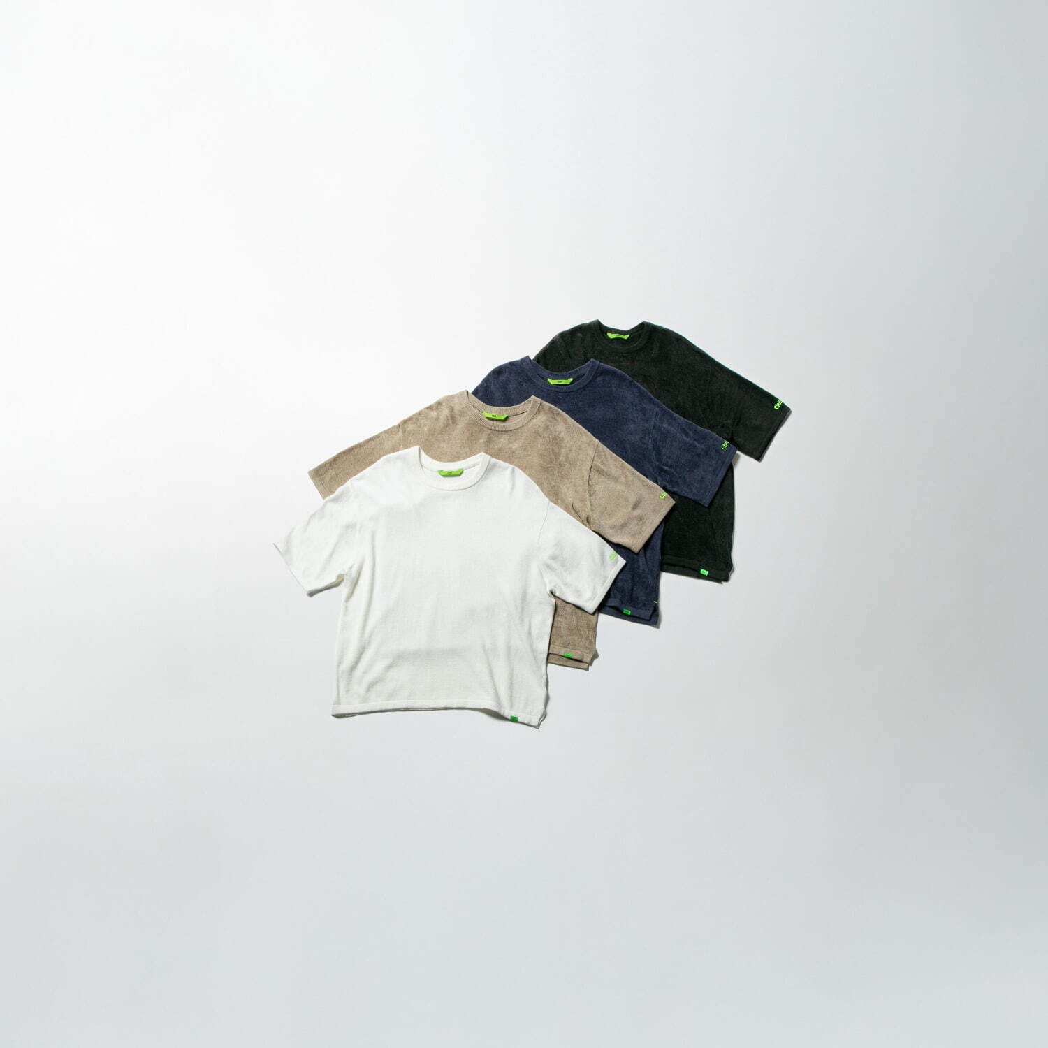 "原宿にいけるパジャマ"「チルスト」街に溶け込む究極のリラックスウェア、パイルニットＴシャツなど｜写真52