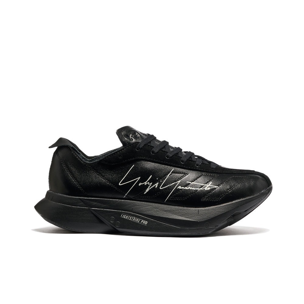 「Y-3 アディオス プロ 3.0 LX」66,000円