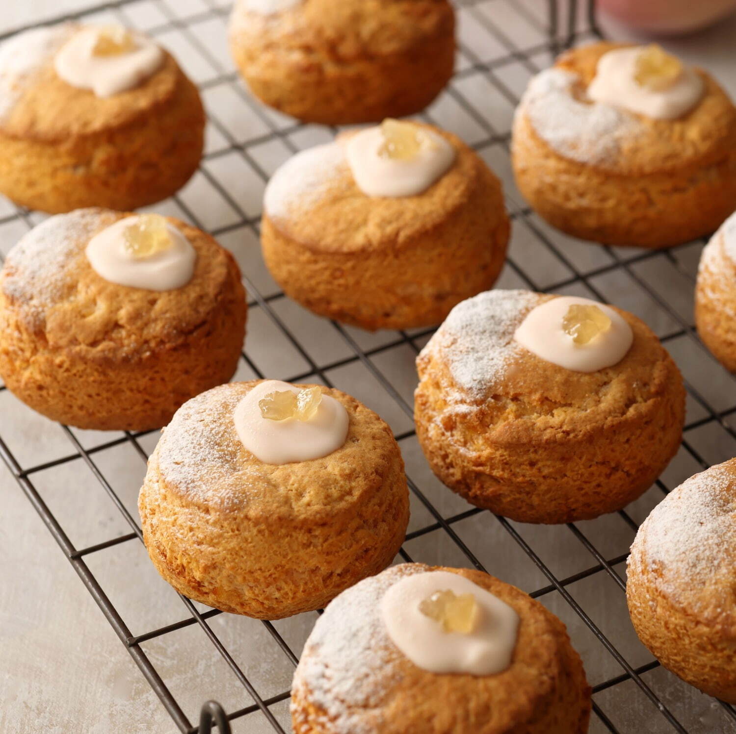 ベイカーズ ゴナ ベイク(BAKERS gonna BAKE) ドバイチョコスコーン｜写真4