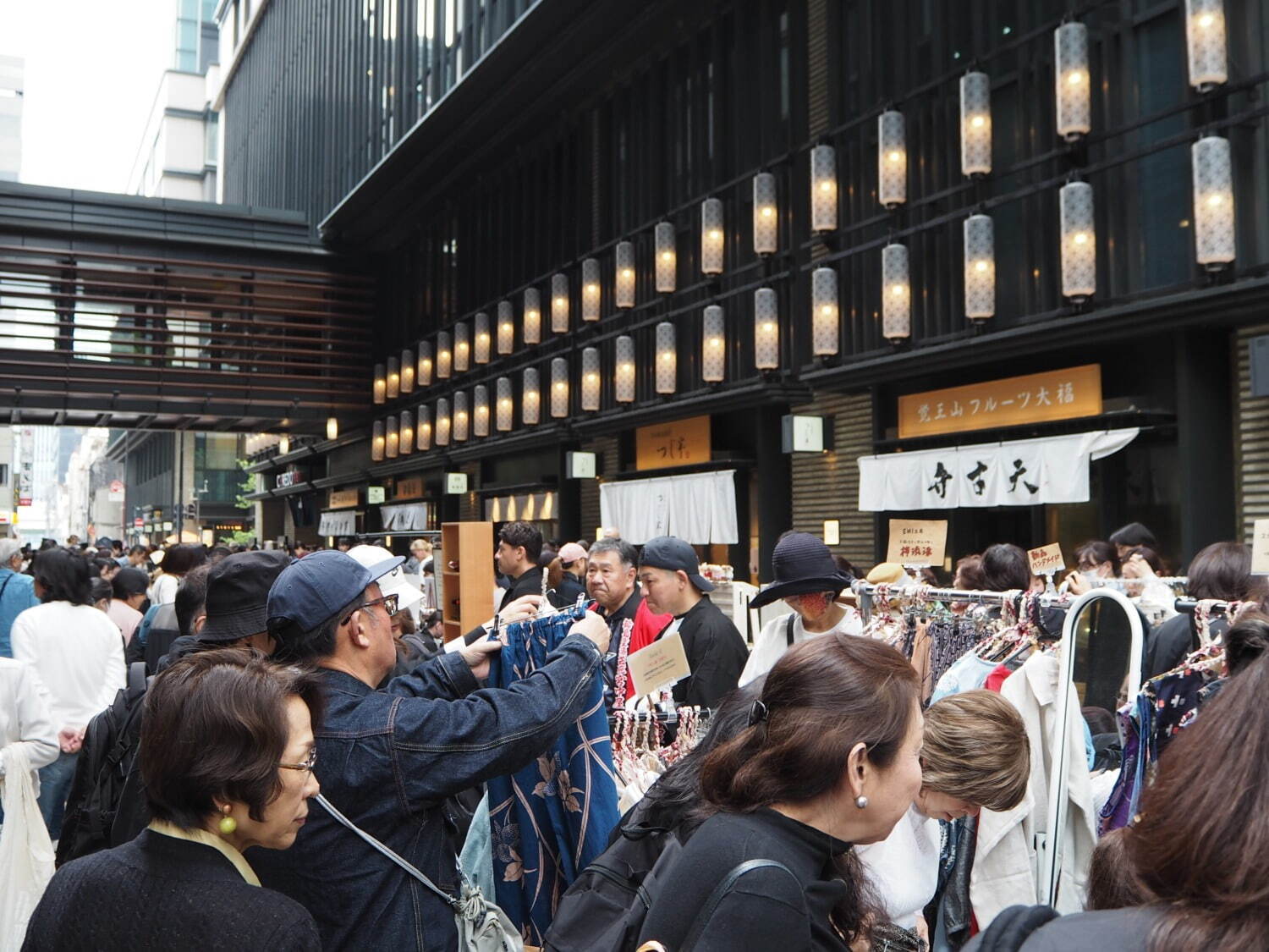 「第35回 オールドニューマーケット」東京・日本橋にアクセサリーや暮らしの道具、アンティークが集結｜写真11