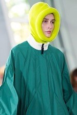 ナゴンスタンス 2025年秋冬コレクション - 雪山との対峙｜写真32