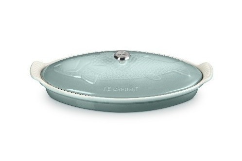 キッチン用品｜ル・クルーゼ“夏色”ブルーグリーンのキッチンウェア、魚モチーフの調理皿や深型グリルなど