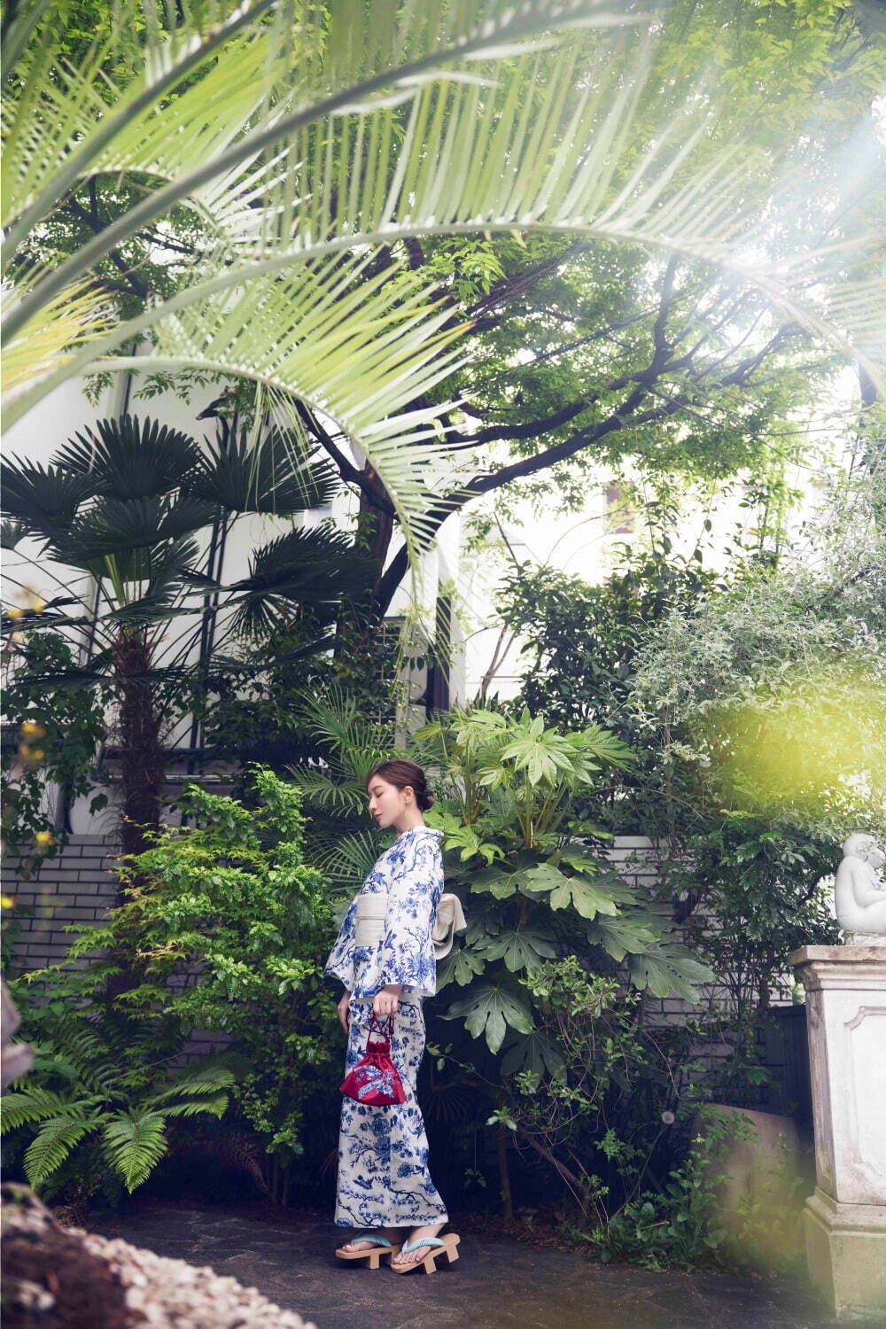 KEITAMARUYAMA × Ameri BLACK FLOWER YUKATA