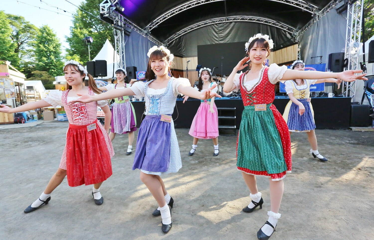 「オクトーバーフェスト」東京・芝公園で、ドイツの伝統フード＆直輸入の樽生ビールが集結｜写真2