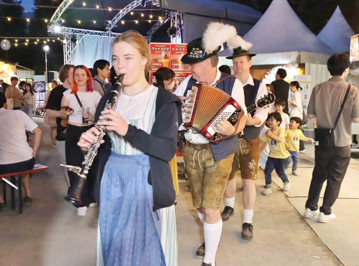「オクトーバーフェスト」東京・芝公園で、ドイツの伝統フード＆直輸入の樽生ビールが集結｜写真9