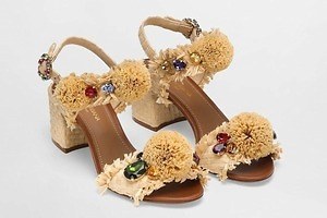 ドルチェ＆ガッバーナのラフィア調ウィメンズサンダル、煌めく装飾や“DGロゴ”のカットアウトデザイン | ドルチェ＆ガッバーナ