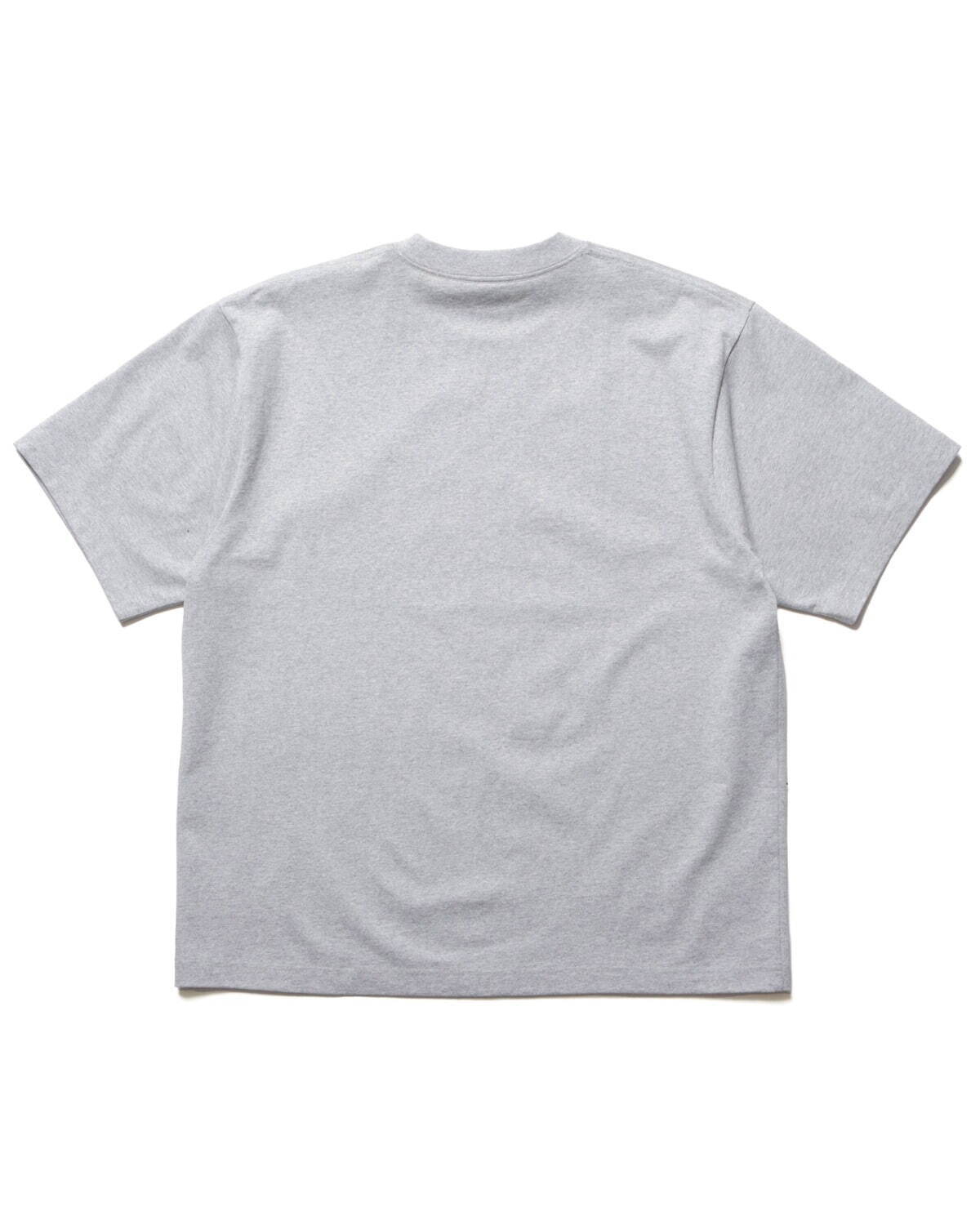 チャンピオンのソフ限定Tシャツ＆半袖スウェット、シンプルなロゴ刺繍入り｜写真11