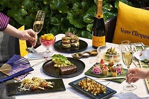 セント レジス ホテル 大阪“日本庭園”で楽しむシャンパン＆ビアガーデン、“たこ焼き”など祭りグルメ